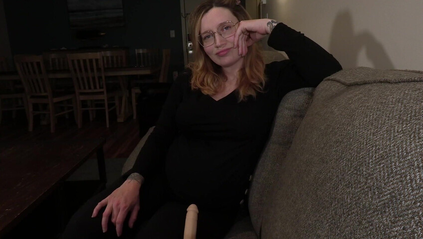 Bettie Bondage – Small Penis Lessons With Mom