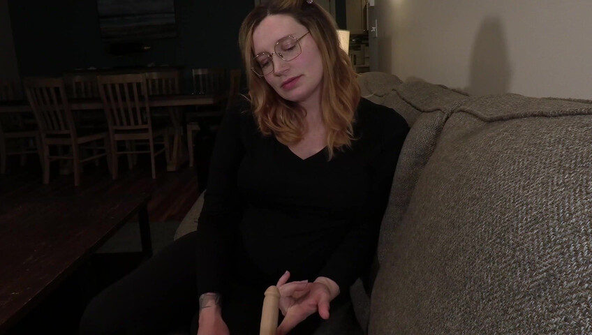 Bettie Bondage – Small Penis Lessons With Mom