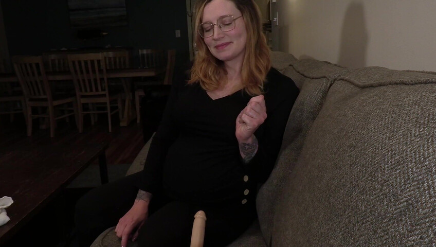 Bettie Bondage – Small Penis Lessons With Mom