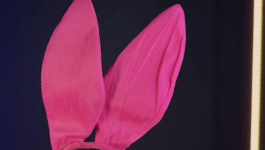 Burberry Asmr - Pink Bunny