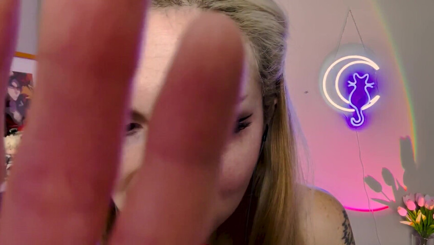 Busy B - Exclusive~ ASMR Spit Painting