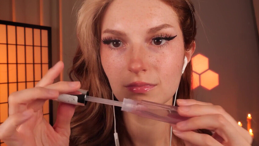 Busy B - Up Close Lens Kisses