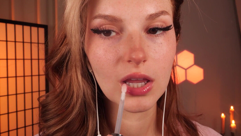 Busy B - Up Close Lens Kisses