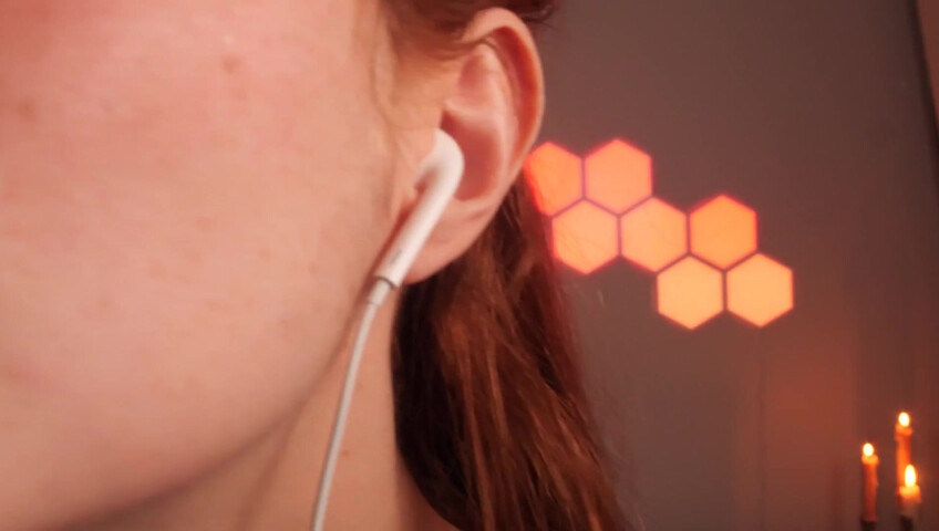 Busy B - Up Close Lens Kisses