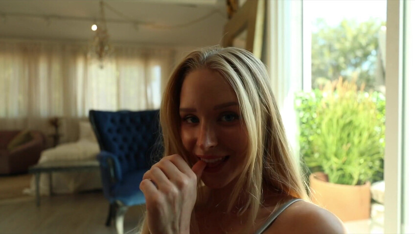 Caroline Zalog - Ass Close Up - Blue Try-on Haul