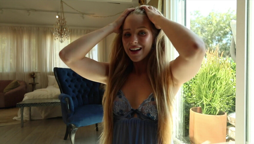 Caroline Zalog - Ass Close Up - Blue Try-on Haul