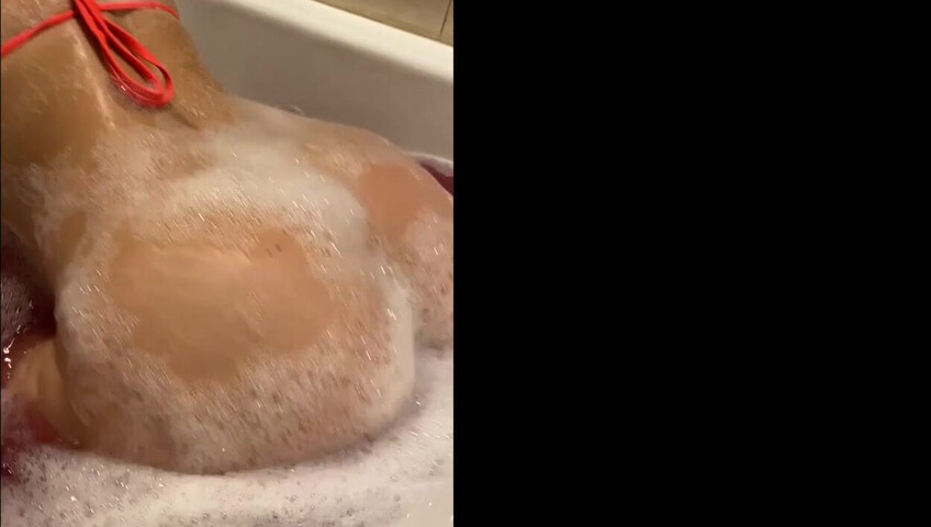 Christina Khalil - 28 April 2021 - Hot Bath