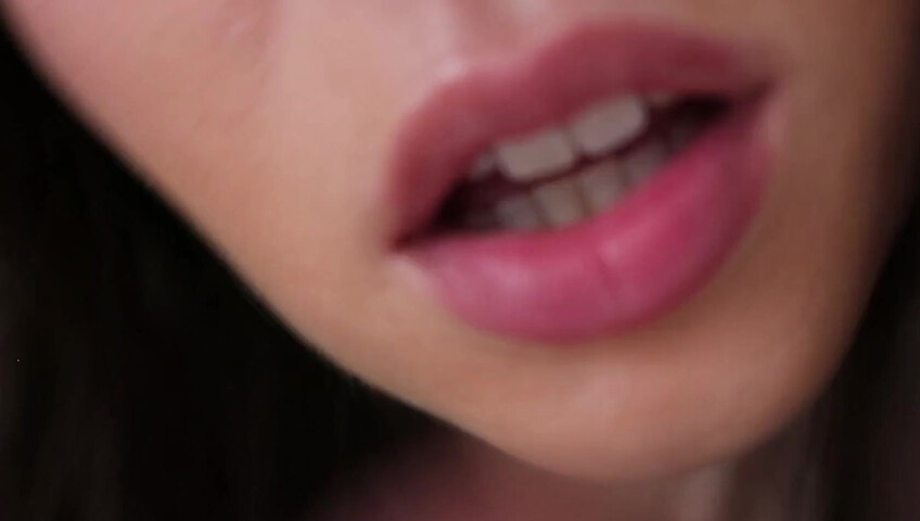 Claudy ASMR - 4 November 2024 - Drunk Girl Needs You