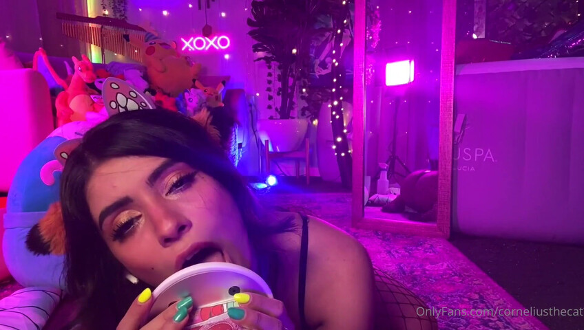 Corneliusthecat ASMR - Oil Ass Massage