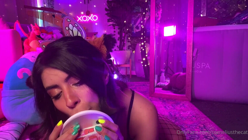 Corneliusthecat ASMR - Oil Ass Massage