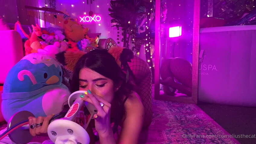 Corneliusthecat ASMR - Oil Ass Massage