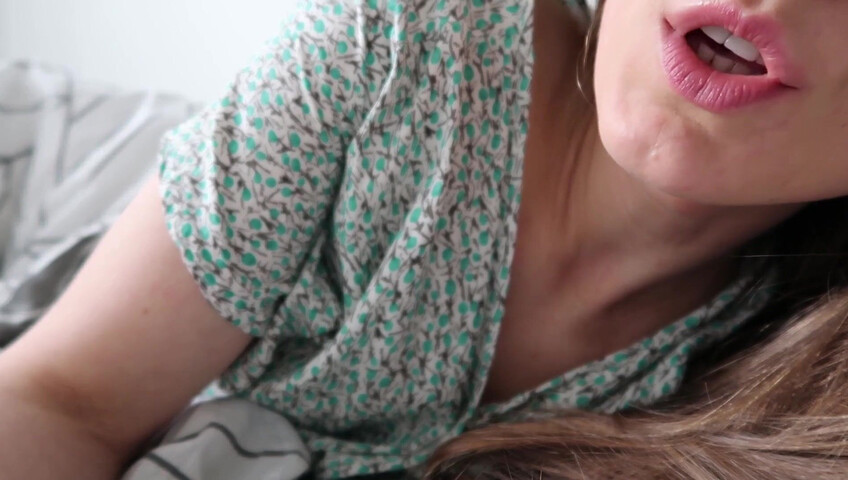 CuteGirlfriend ASMR - Girlfriend Distracts You From WW3