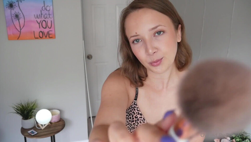 Dani ASMR - VS Lingerie Triggers