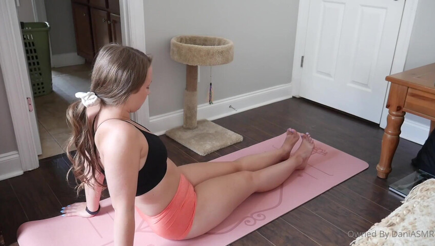 Dani ASMR - Yoga Session