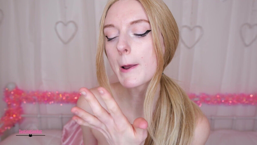 Destinationkat - Kiss While You Stroke