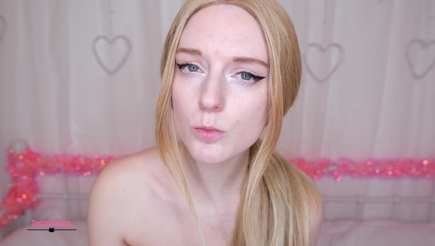 Destinationkat - Kiss While You Stroke