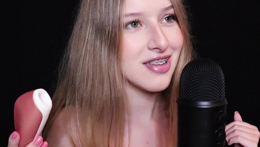 Diddly ASMR - 30 April 2021 - Vibrator sounds right up in the mic