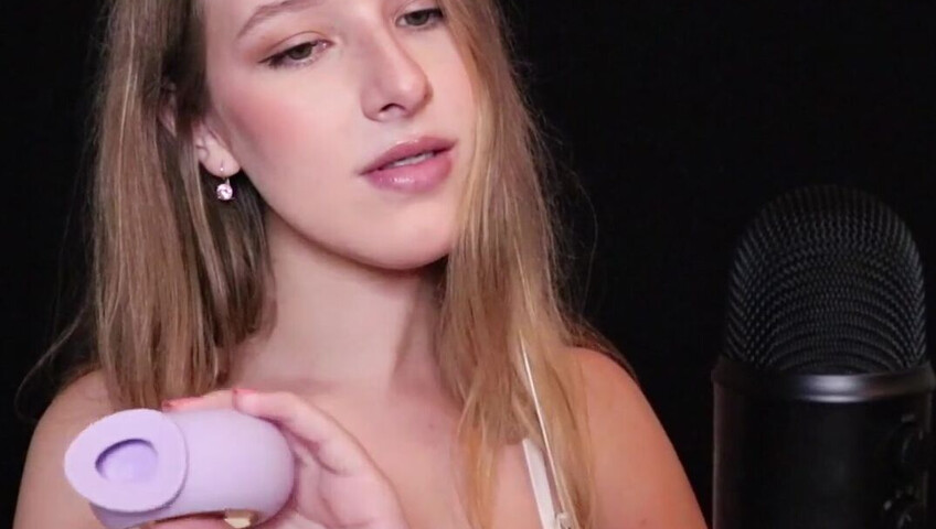 Diddly ASMR - 30 April 2021 - Vibrator sounds right up in the mic