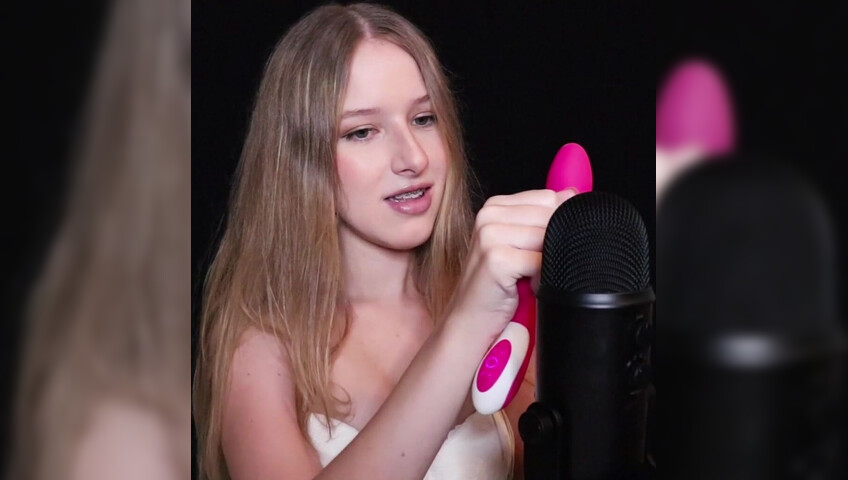 Diddly ASMR - 30 April 2021 - Vibrator sounds right up in the mic