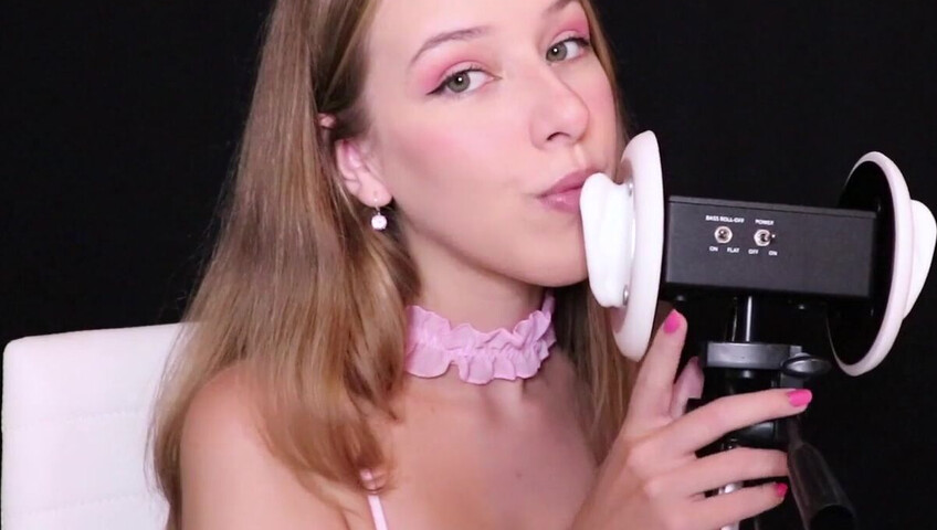 Diddly ASMR - 31 January 2021 - Mouth focussed ear eating