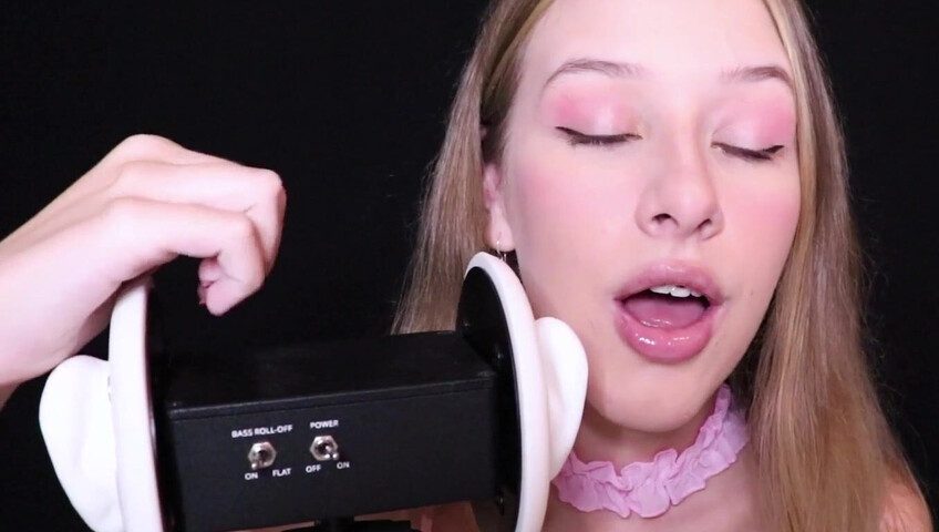 Diddly ASMR - 31 January 2021 - Mouth focussed ear eating