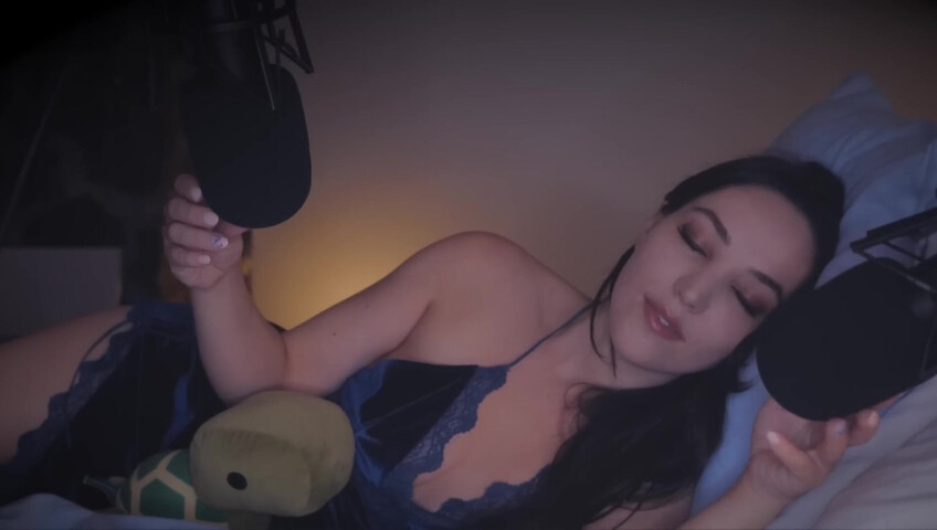 [ASMR] FALL ASLEEP NEXT TO YOUR WIFE (ramble + head massage)