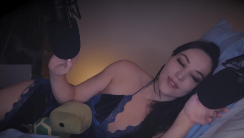 [ASMR] FALL ASLEEP NEXT TO YOUR WIFE (ramble + head massage)