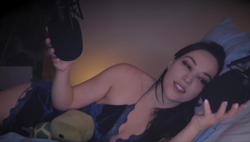 [ASMR] FALL ASLEEP NEXT TO YOUR WIFE (ramble + head massage)