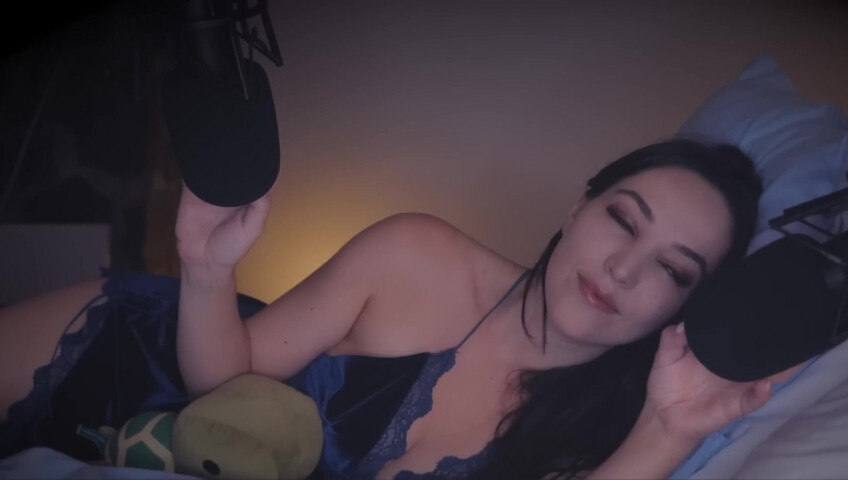 [ASMR] FALL ASLEEP NEXT TO YOUR WIFE (ramble + head massage)