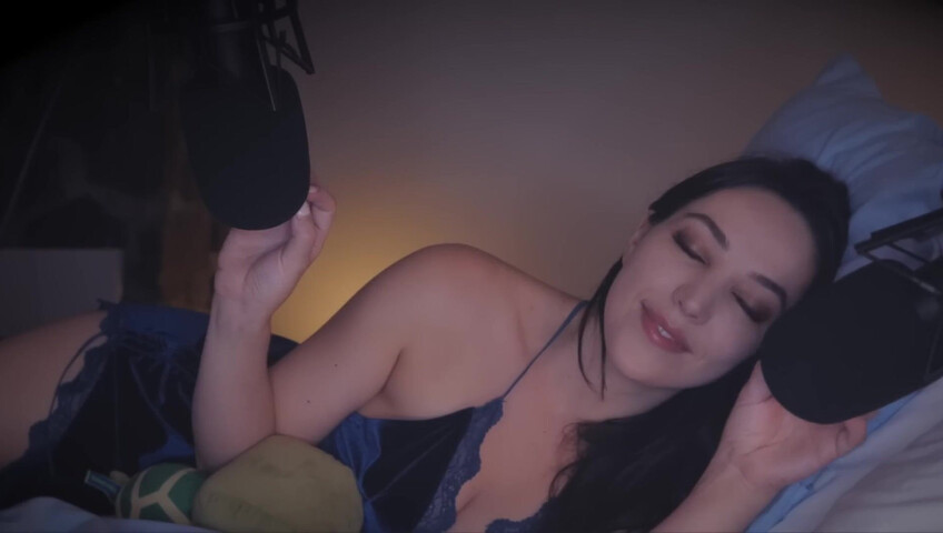 [ASMR] FALL ASLEEP NEXT TO YOUR WIFE (ramble + head massage)
