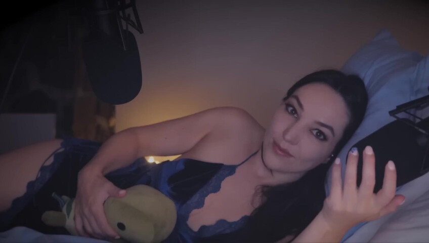 [ASMR] FALL ASLEEP NEXT TO YOUR WIFE (ramble + head massage)