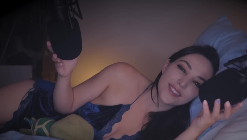 [ASMR] FALL ASLEEP NEXT TO YOUR WIFE (ramble + head massage)