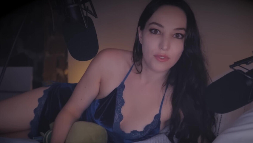 [ASMR] FALL ASLEEP NEXT TO YOUR WIFE (ramble + head massage)