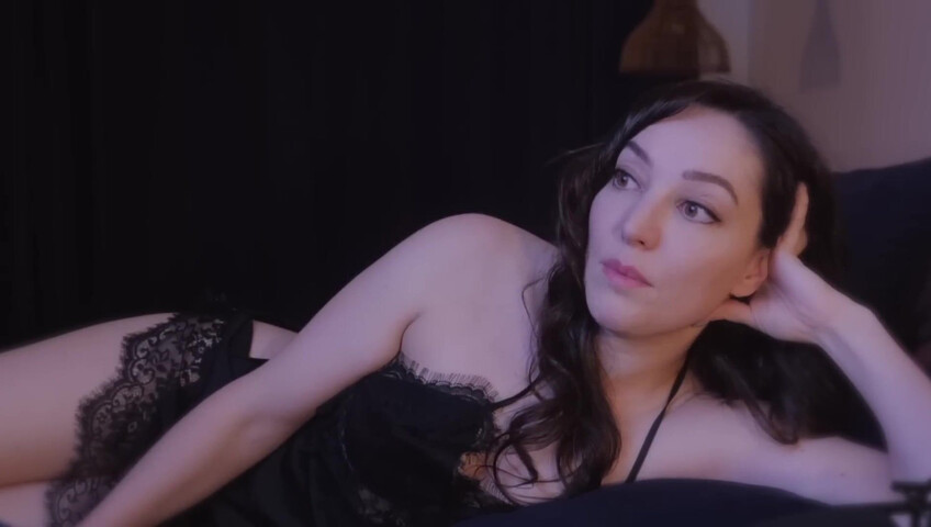 [ASMR] Fall Asleep Next to Your Woman (Rambling on Marriage and Honeymoon)