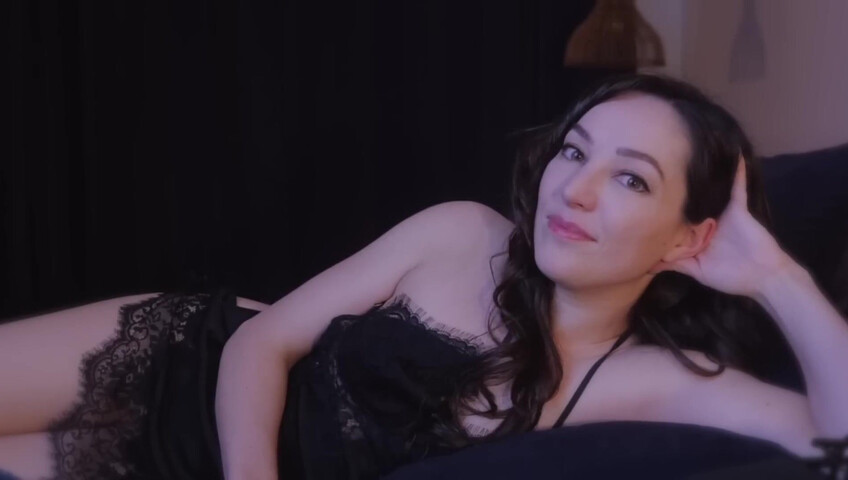 [ASMR] Fall Asleep Next to Your Woman (Rambling on Marriage and Honeymoon)