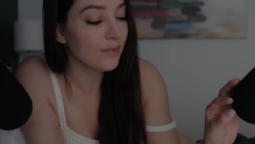 [ASMR] GIRLFRIEND DOESN'T LET YOU GO TO WORK