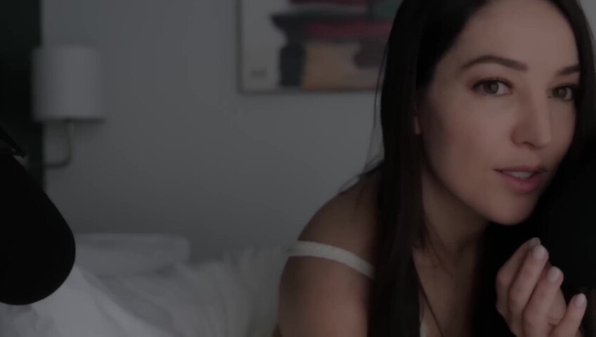 [ASMR] GIRLFRIEND DOESN'T LET YOU GO TO WORK