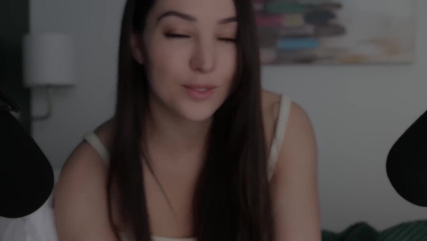 [ASMR] GIRLFRIEND DOESN'T LET YOU GO TO WORK