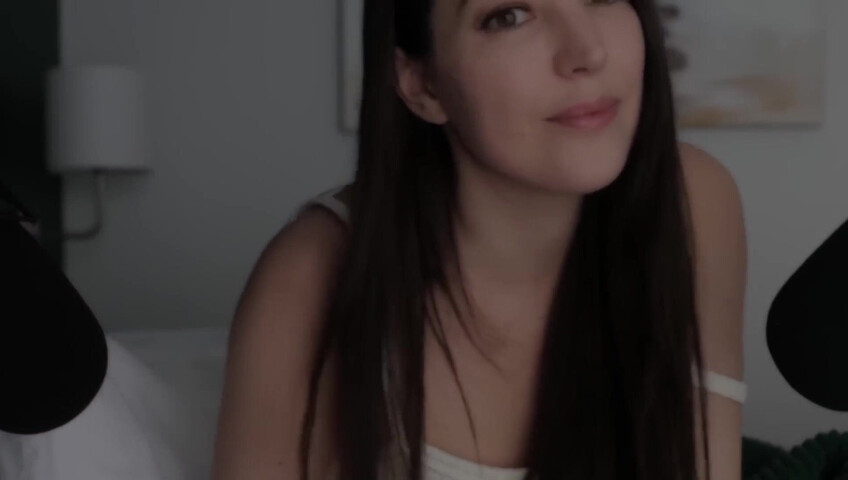 [ASMR] GIRLFRIEND DOESN'T LET YOU GO TO WORK