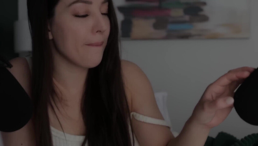 [ASMR] GIRLFRIEND DOESN'T LET YOU GO TO WORK