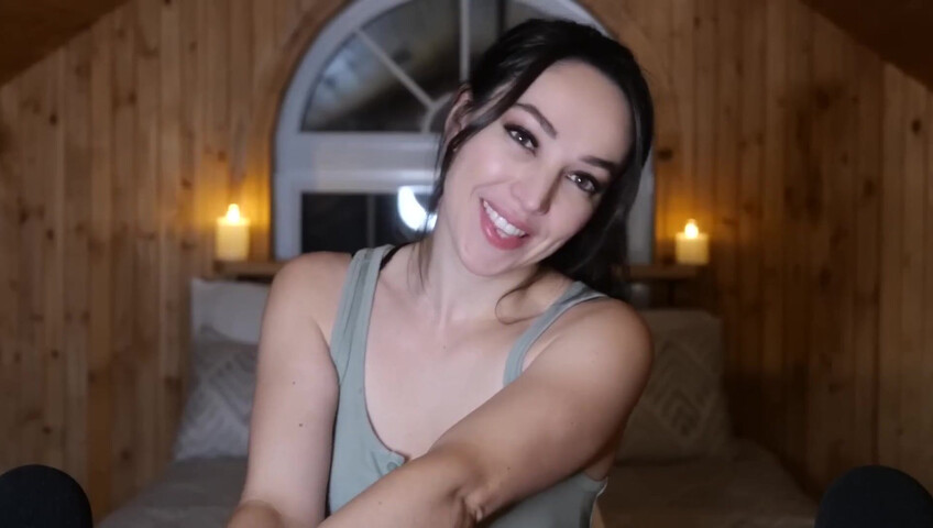 [ASMR] Girlfriend Gives You a Lotion Massage