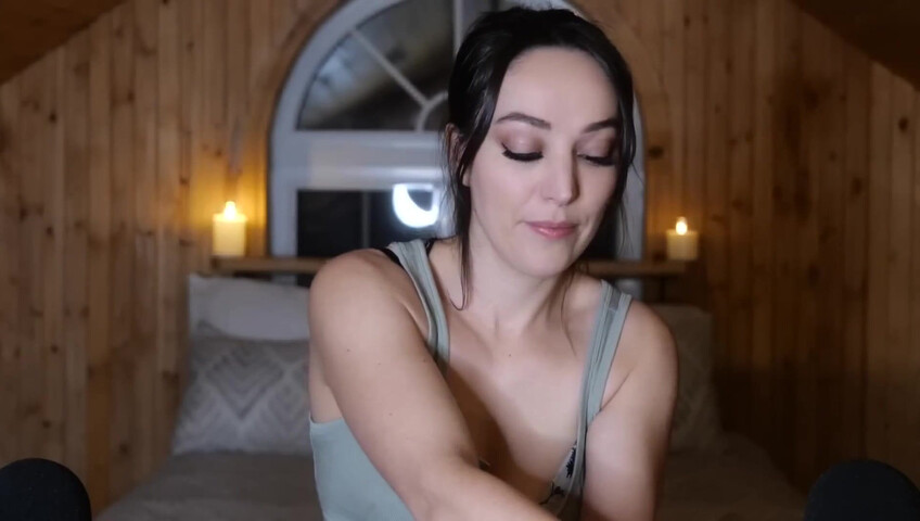 [ASMR] Girlfriend Gives You a Lotion Massage