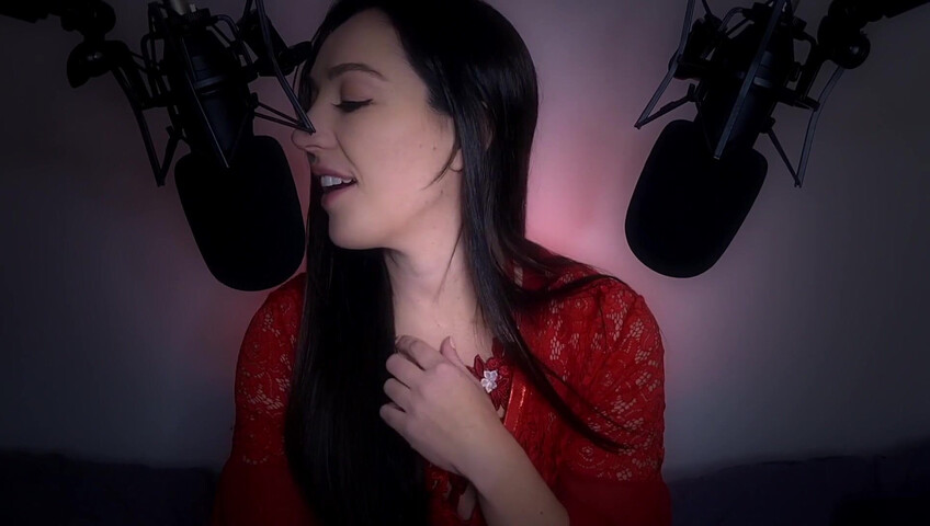 [ASMR] Girlfriend Makes You Have Sweet Dreams ❤️ (Sweet Nothings & Skin Tracing)