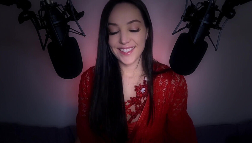 [ASMR] Girlfriend Makes You Have Sweet Dreams ❤️ (Sweet Nothings & Skin Tracing)