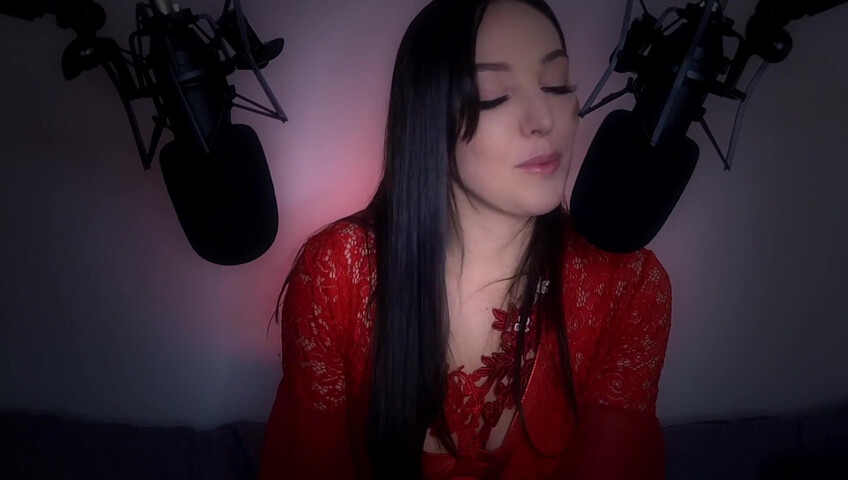 [ASMR] Girlfriend Makes You Have Sweet Dreams ❤️ (Sweet Nothings & Skin Tracing)