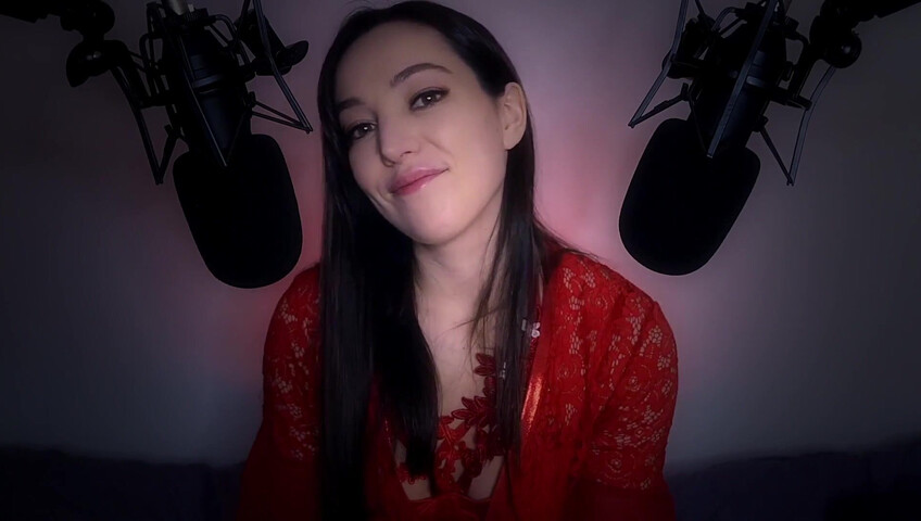 [ASMR] Girlfriend Makes You Have Sweet Dreams ❤️ (Sweet Nothings & Skin Tracing)