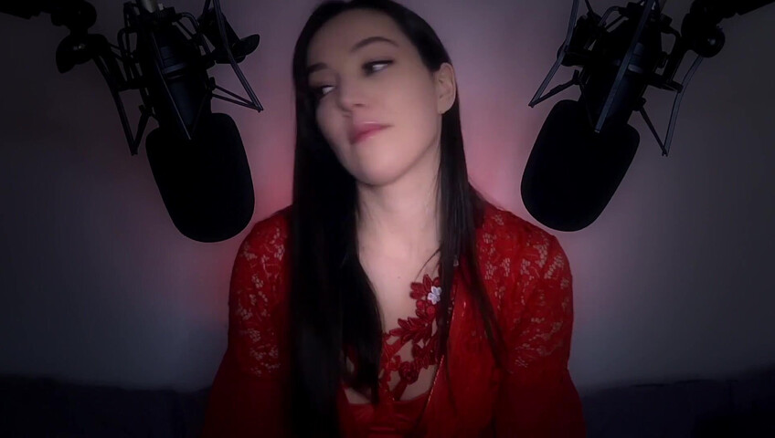 [ASMR] Girlfriend Makes You Have Sweet Dreams ❤️ (Sweet Nothings & Skin Tracing)