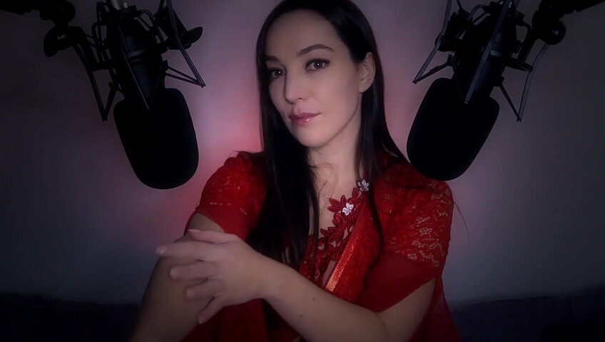 [ASMR] Girlfriend Makes You Have Sweet Dreams ❤️ (Sweet Nothings & Skin Tracing)