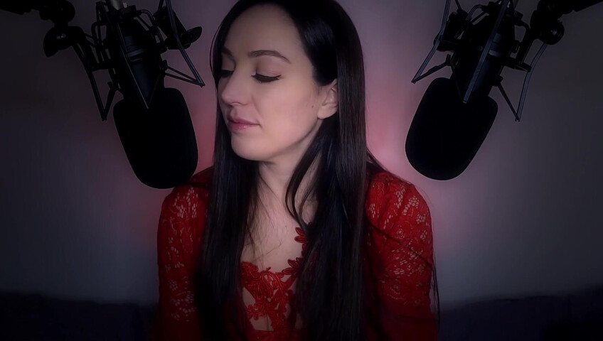 [ASMR] Girlfriend Makes You Have Sweet Dreams ❤️ (Sweet Nothings & Skin Tracing)