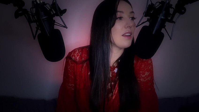 [ASMR] Girlfriend Makes You Have Sweet Dreams ❤️ (Sweet Nothings & Skin Tracing)